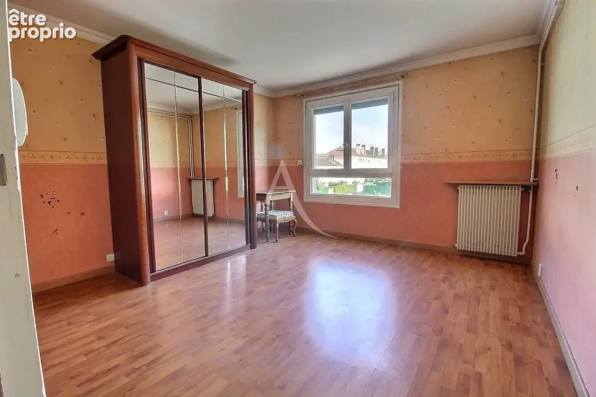 Appartement 4 pièces de 85 m² avec grand balcon et faibles charges - photo 5