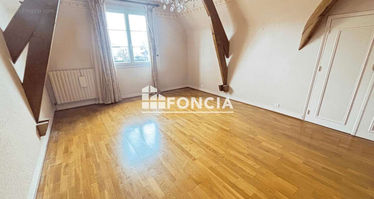 Maison à LA MEMBROLLE-SUR-CHOISILLE