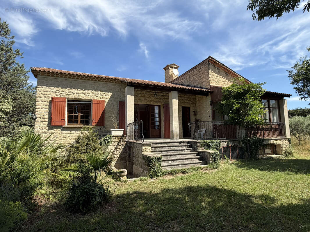 Maison à SARRIANS