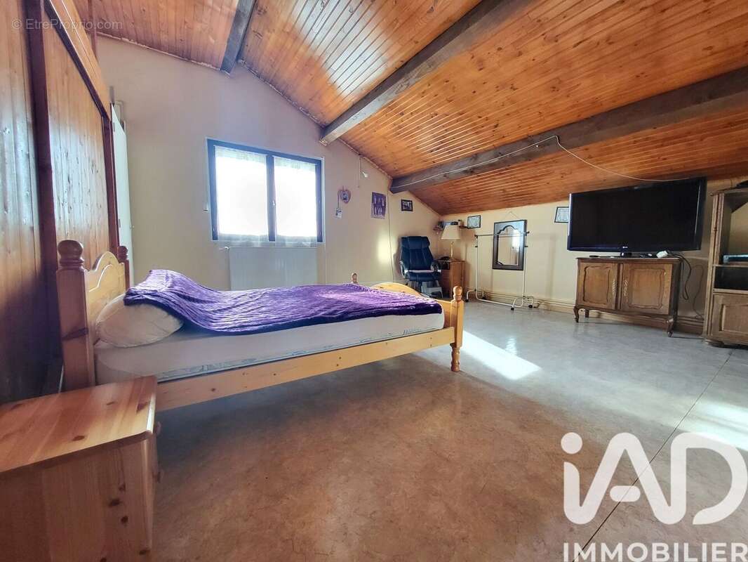 Photo 9 - Maison à MONTROND-LES-BAINS