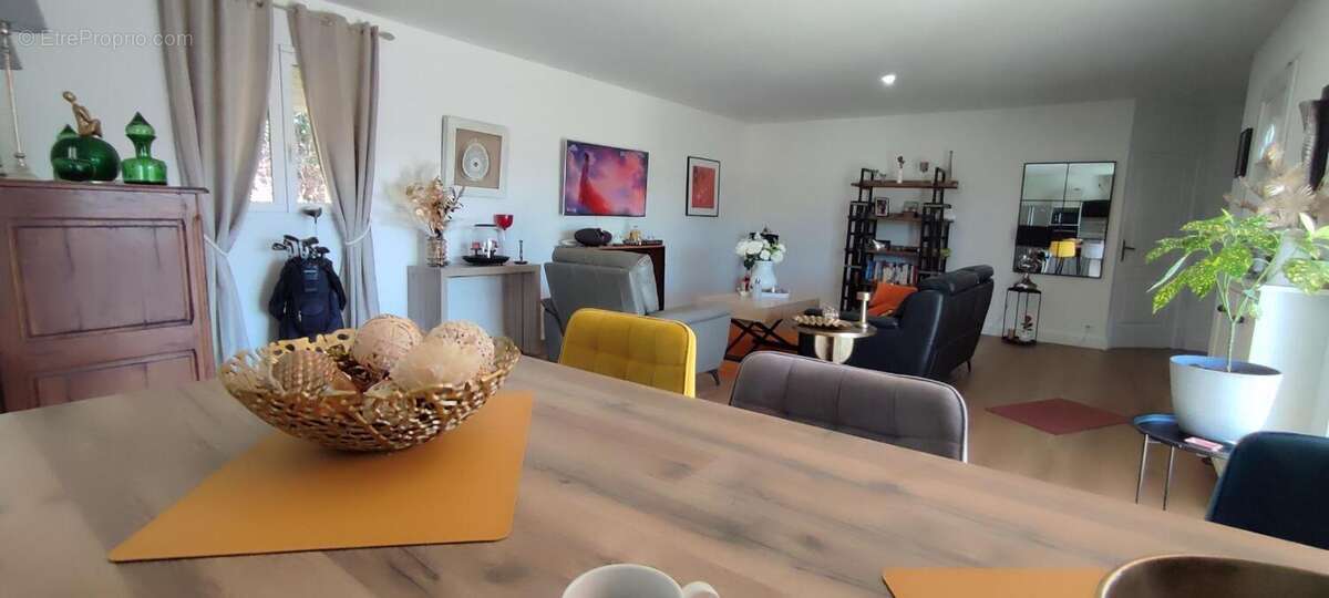 Maison à SAINT-MARTIN-DE-VALGALGUES