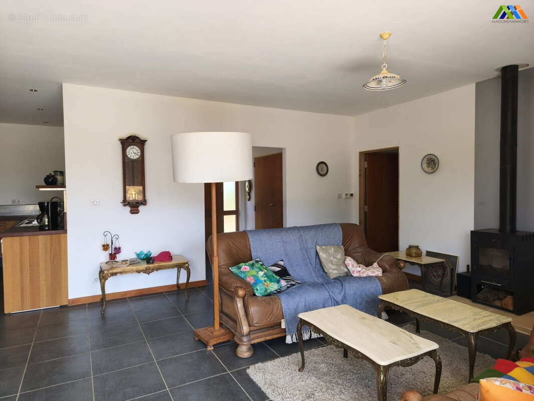 Maison 160 m² à Castelnau-Magnoac  - photo 8