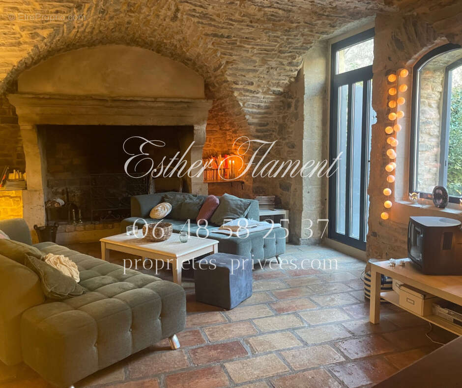 Maison à CAVEIRAC