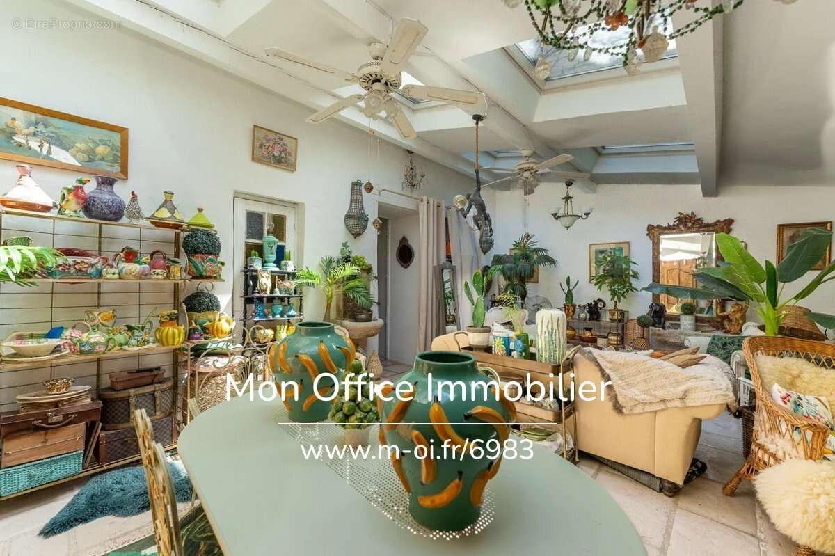 Maison à PERTUIS