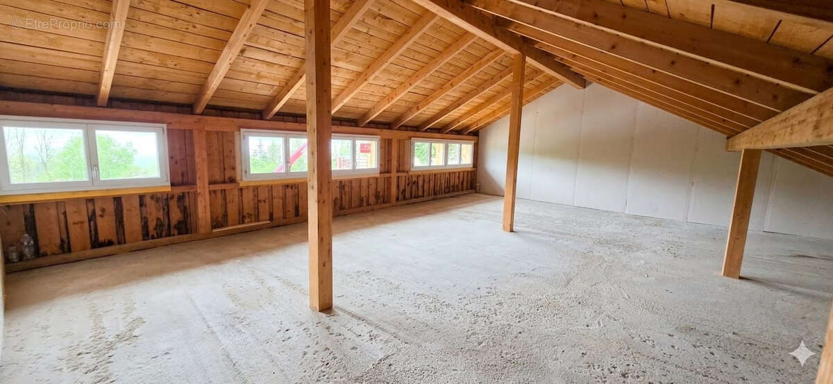 Appartement à LES FINS