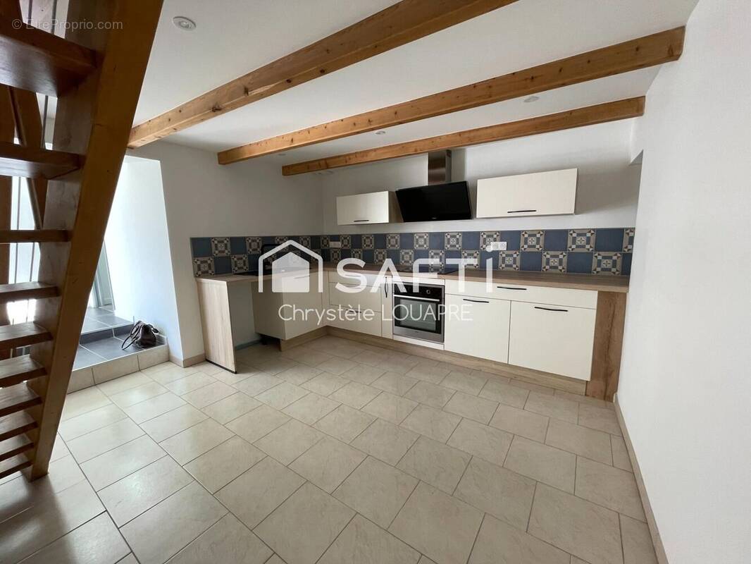 Photo 1 - Maison à SAINT-JEAN-D'ANGELY