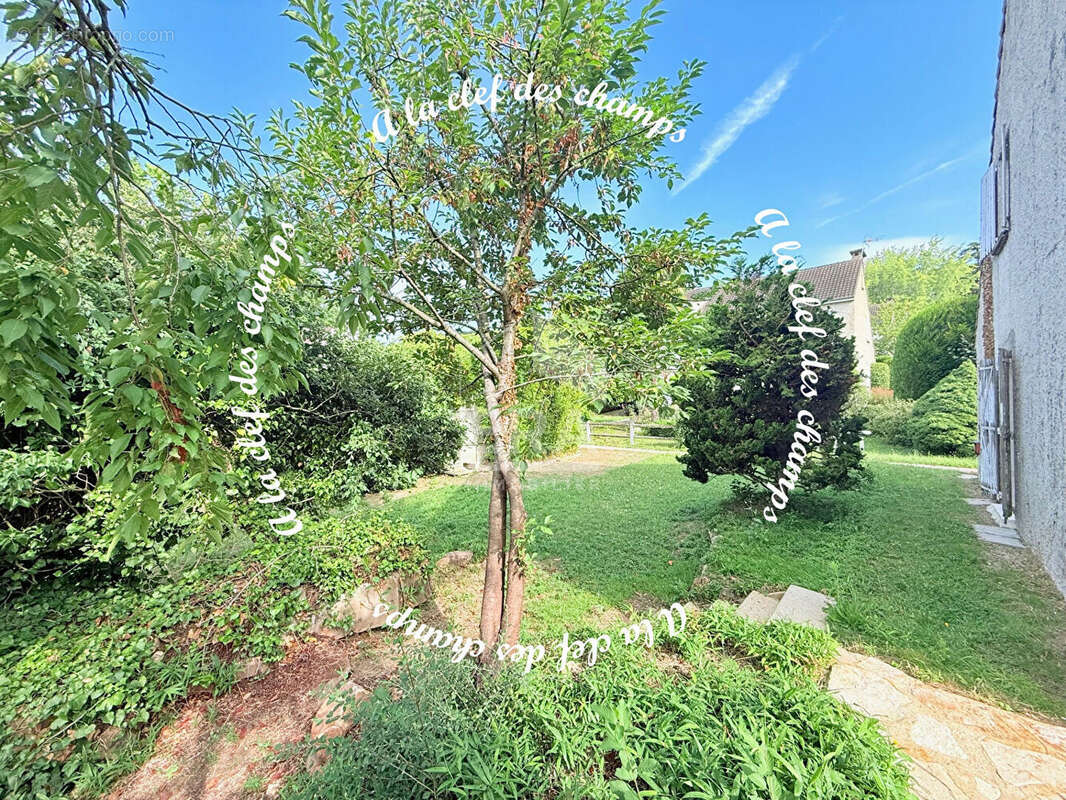 Maison à GIF-SUR-YVETTE