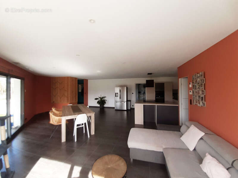 Maison à MONTDOUMERC