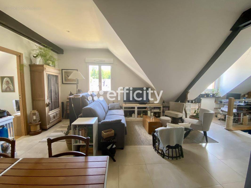 Appartement à MAROLLES-EN-BRIE