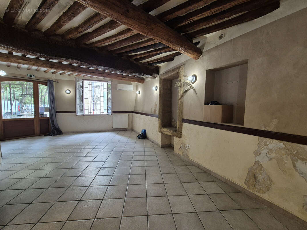 Maison à COURTHEZON