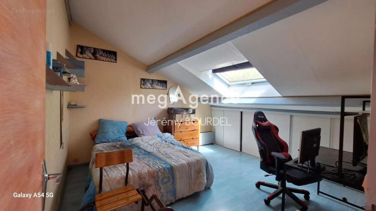Maison à LA BOISSIERE-ECOLE
