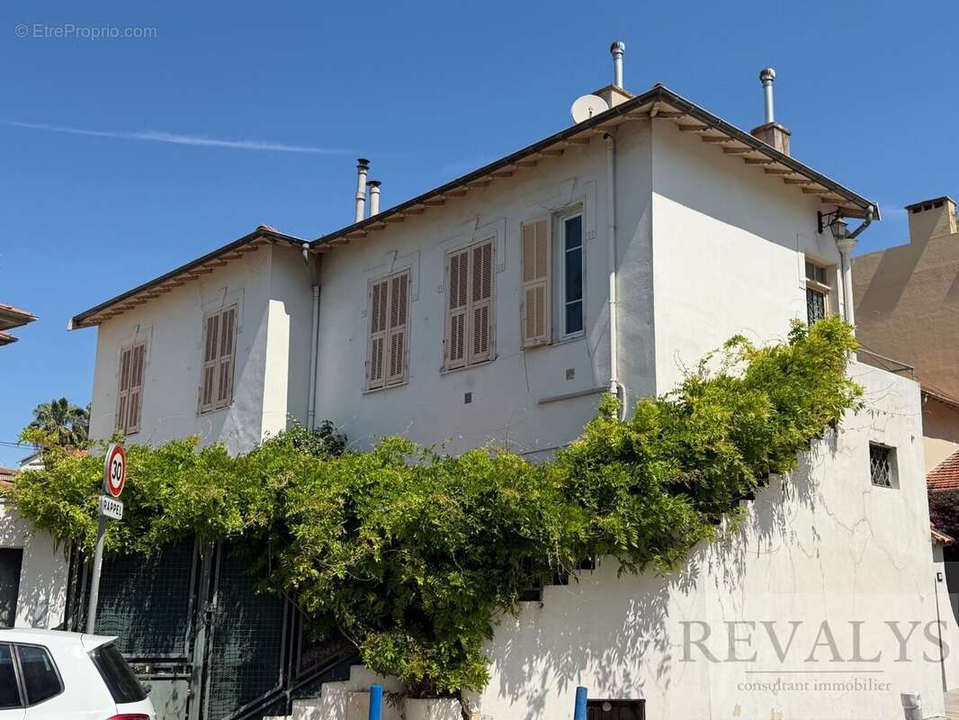 Alpes-maritimes (06) nice valrose vente maison de ville + garage - photo 2