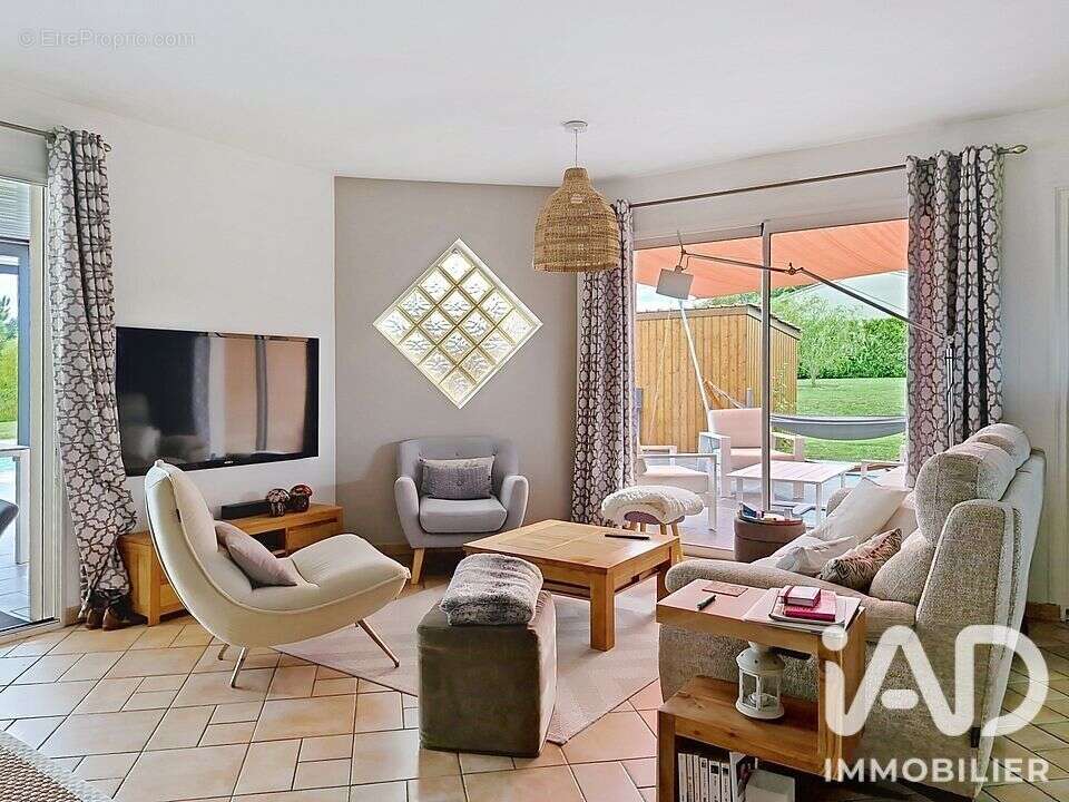Photo 3 - Maison à PUJOLS