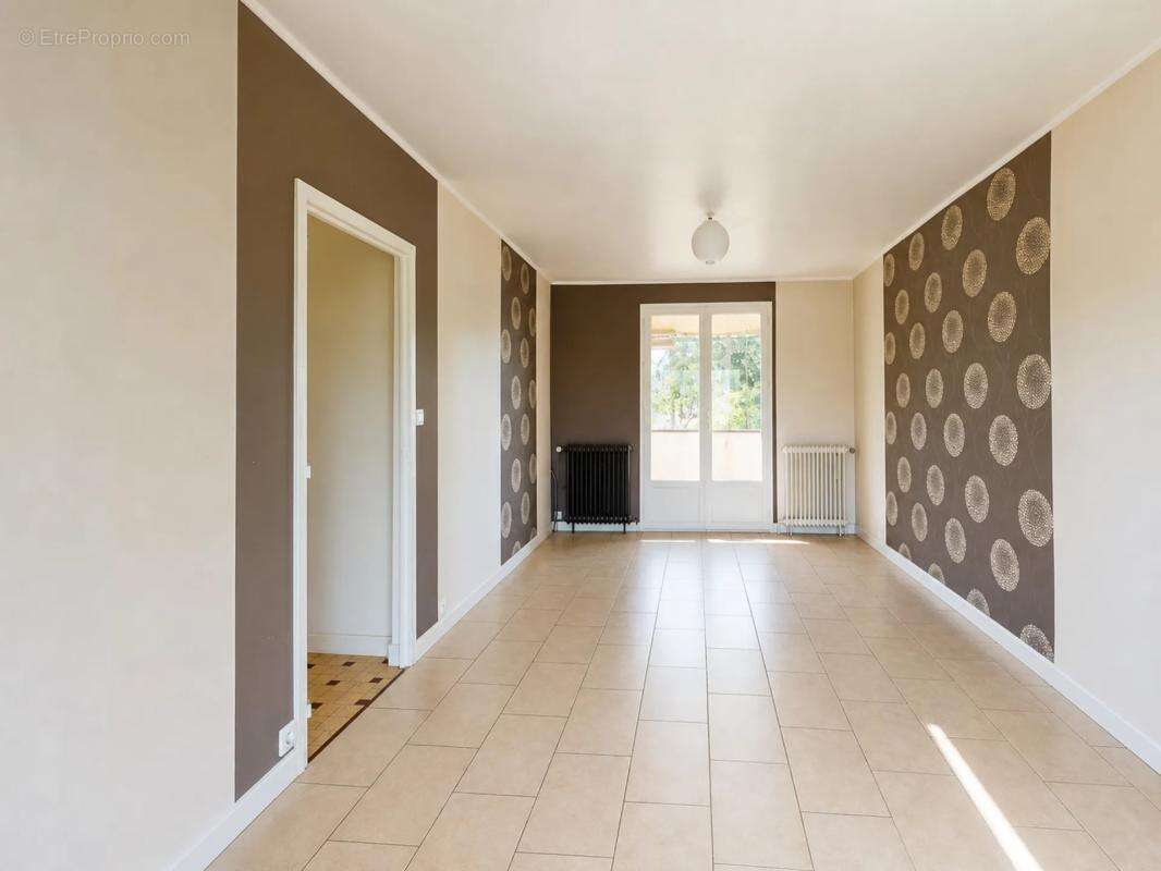 Maison de 6 pièces de 72 m² située à Semoy - photo 2