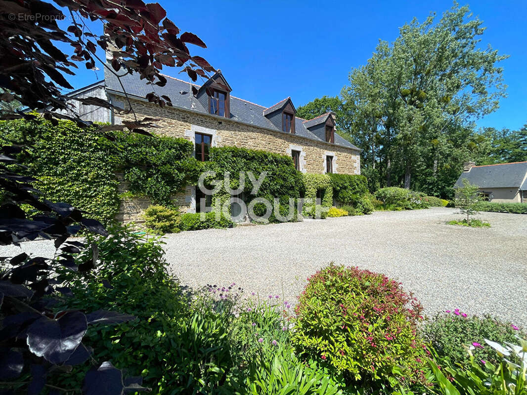 Maison à TRANS-LA-FORET