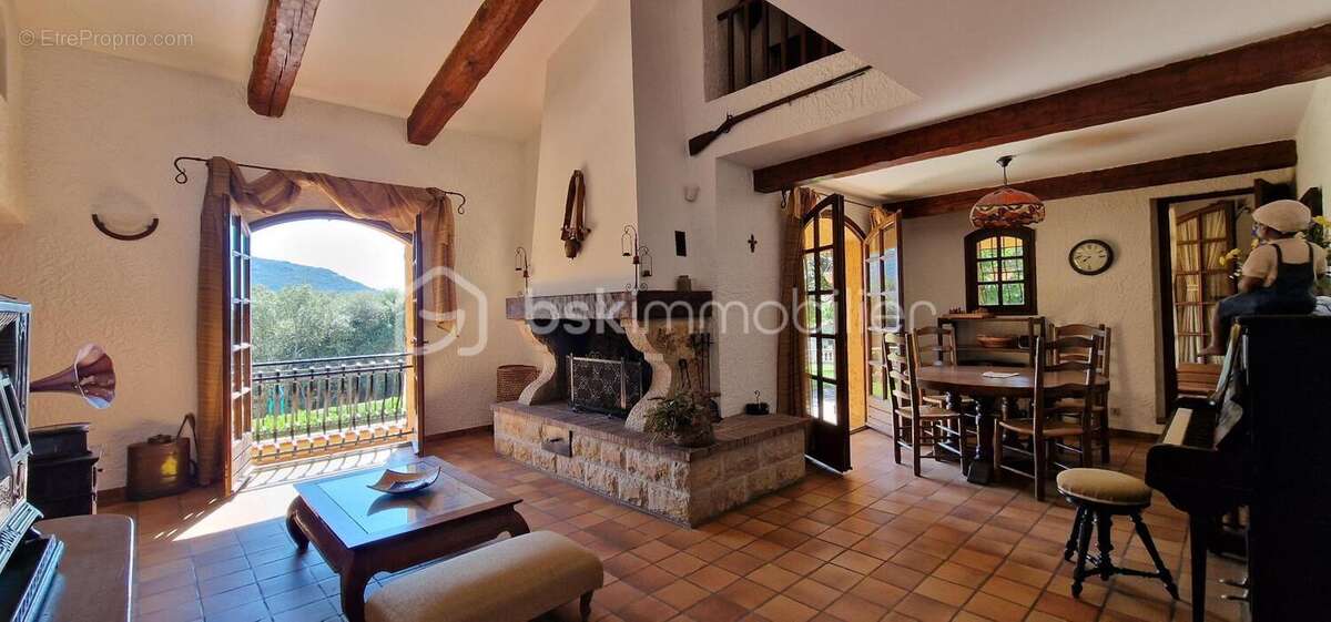 Maison à LA TURBIE
