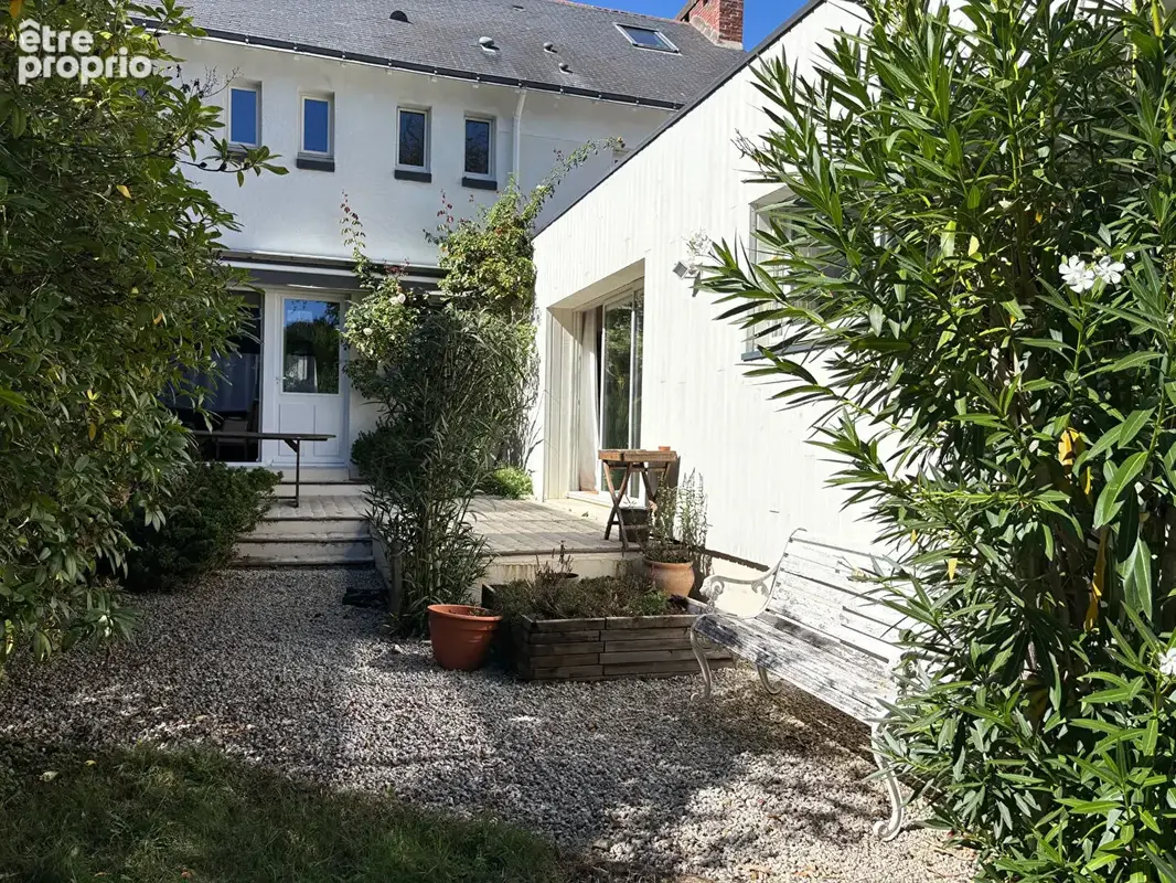 Belle maison familiale de 144 m² avec 5 chambres, jardin et garage - photo 14