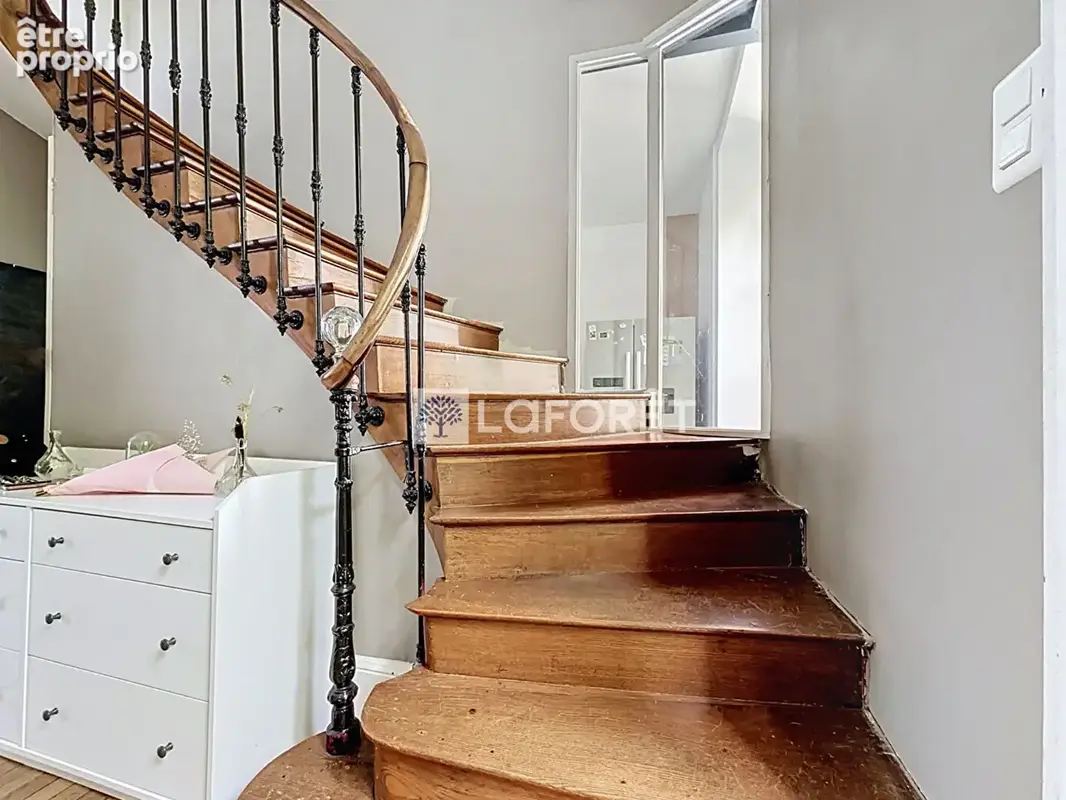 Belle Maison de caractère au coeur de Parthenay ! - photo 12