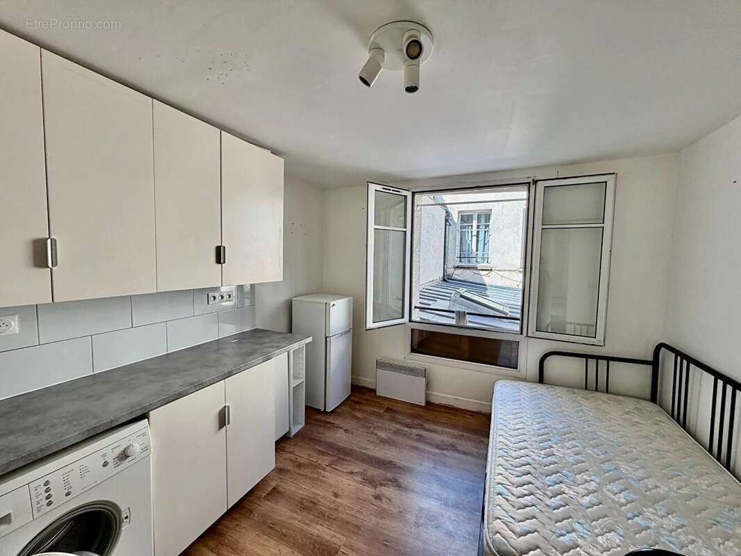 Appartement T1 à vendre à Versailles - Réf. 2090 - photo 2