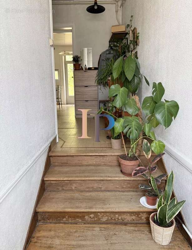 Maison au centre de charlieu - photo 16