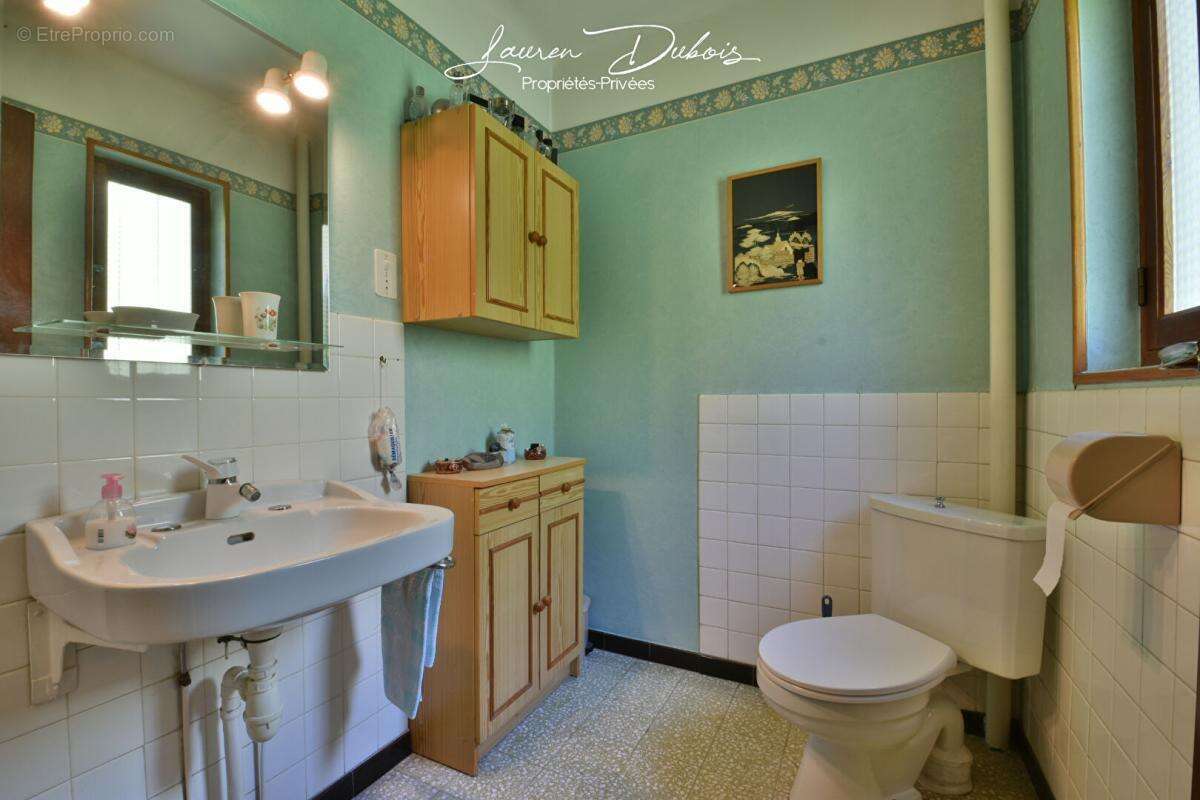 SERRES - Maison de village 206m² avec terrasse et garage - photo 11