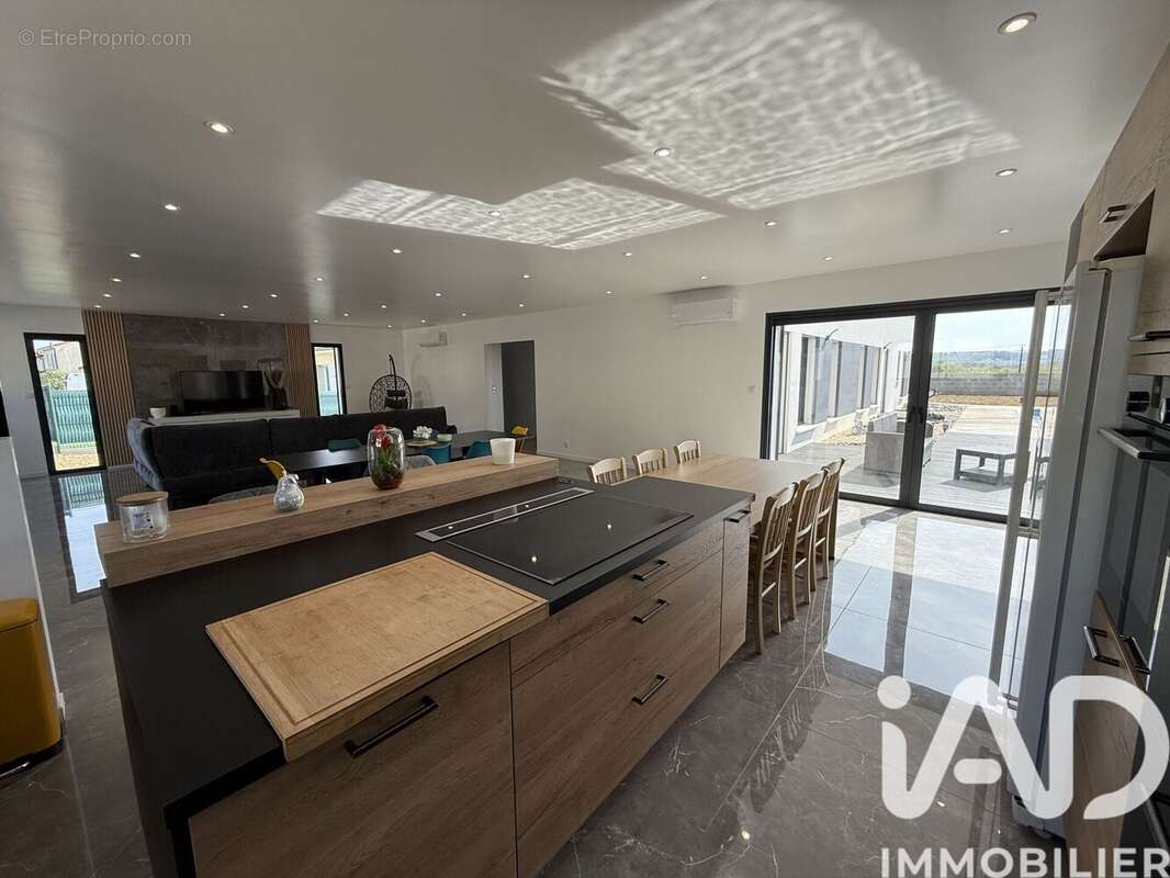 Photo 8 - Maison à CHATELLERAULT