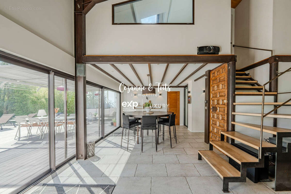Maison à CABRIES
