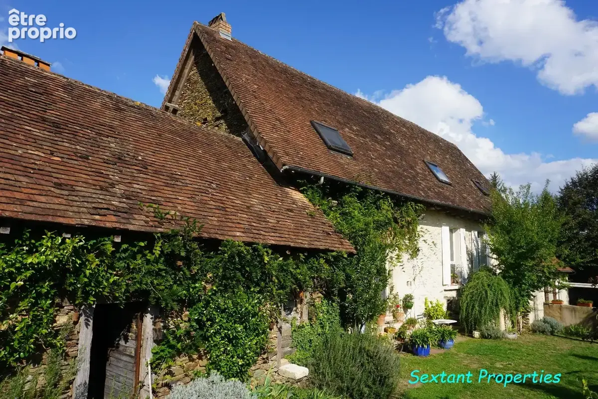Charmante maison en pierre du XVIIe siècle située au coeur du paisible et pittoresque Périgord vert. - photo 2