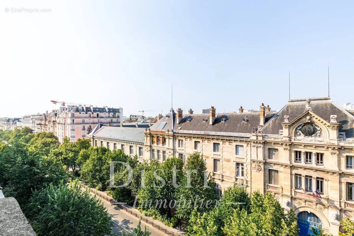 Appartement à PARIS-11E