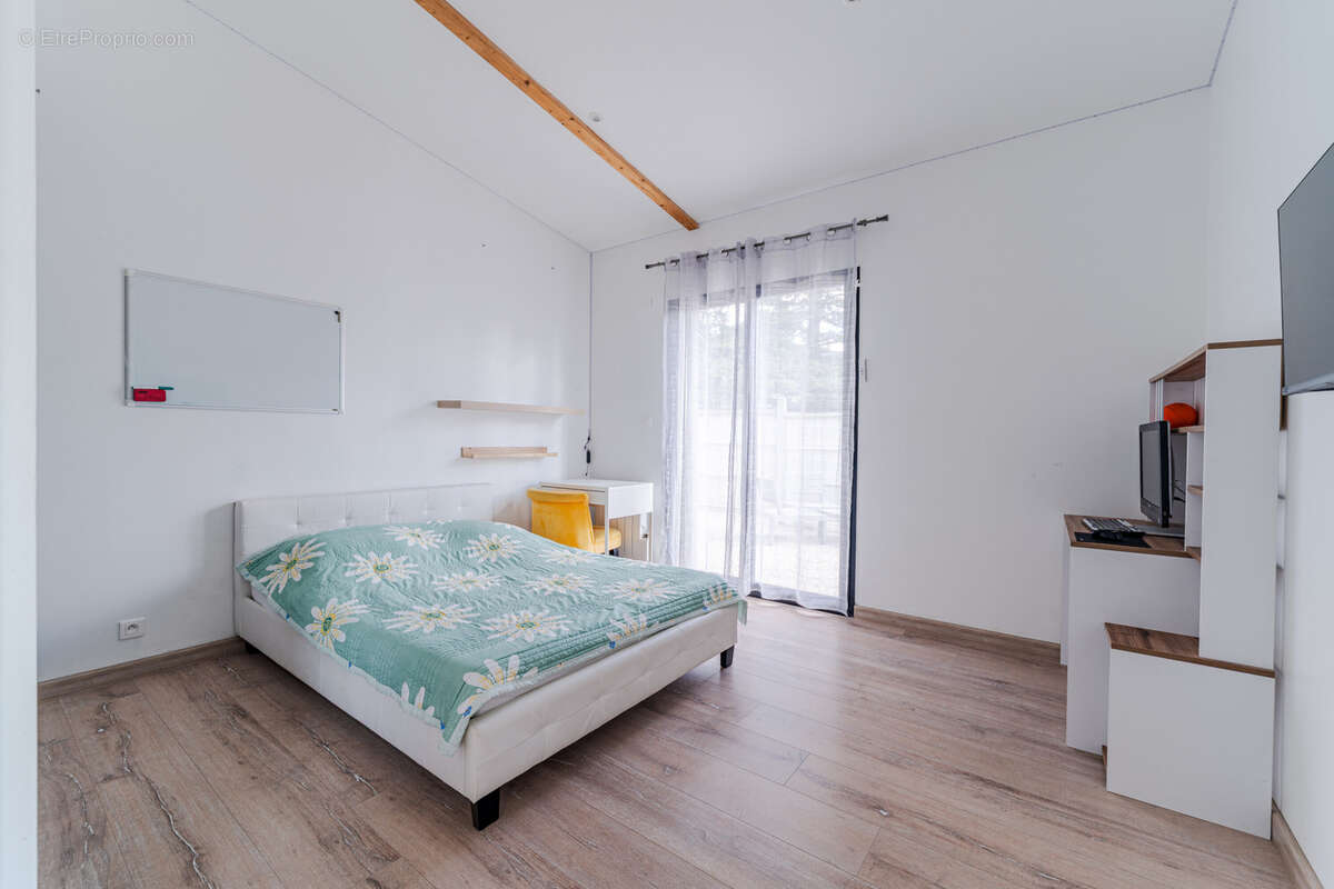 Maison à MONTLOUIS-SUR-LOIRE