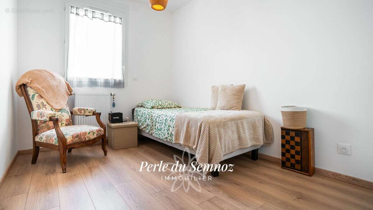Appartement à SEYNOD