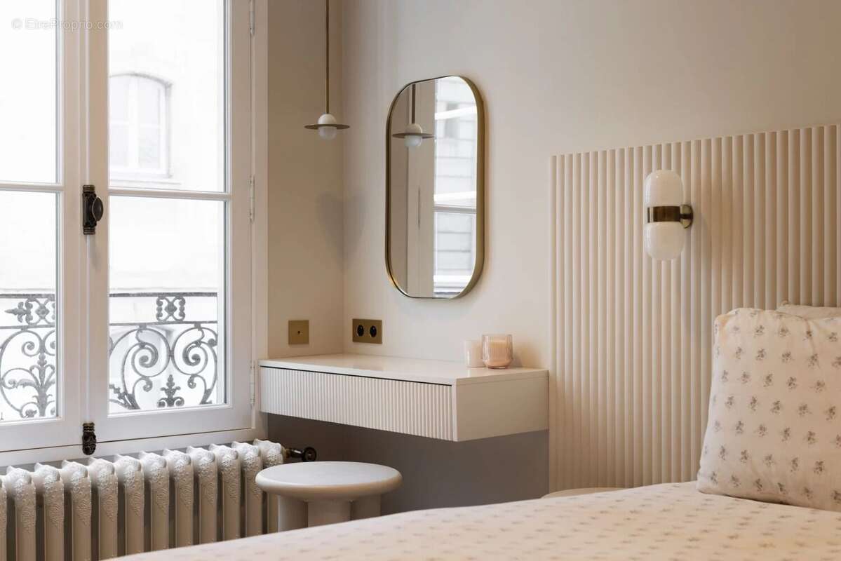 Appartement à PARIS-8E