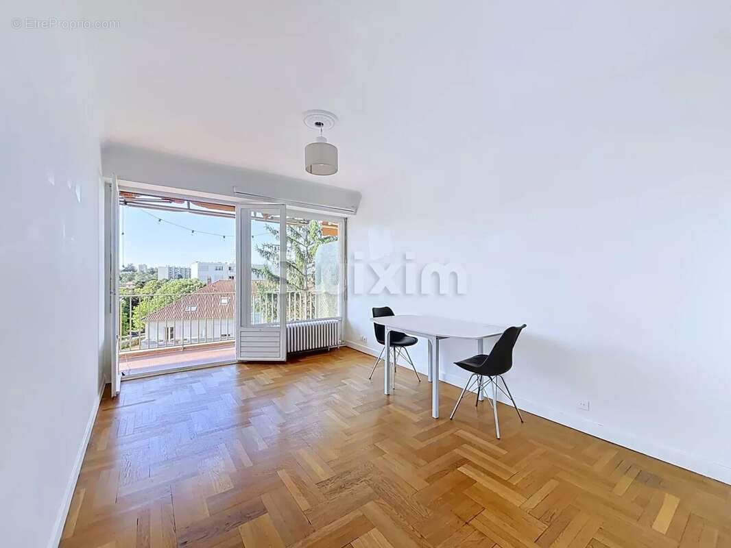 Lyon 5 - appartement t2 avec balcons - photo 2