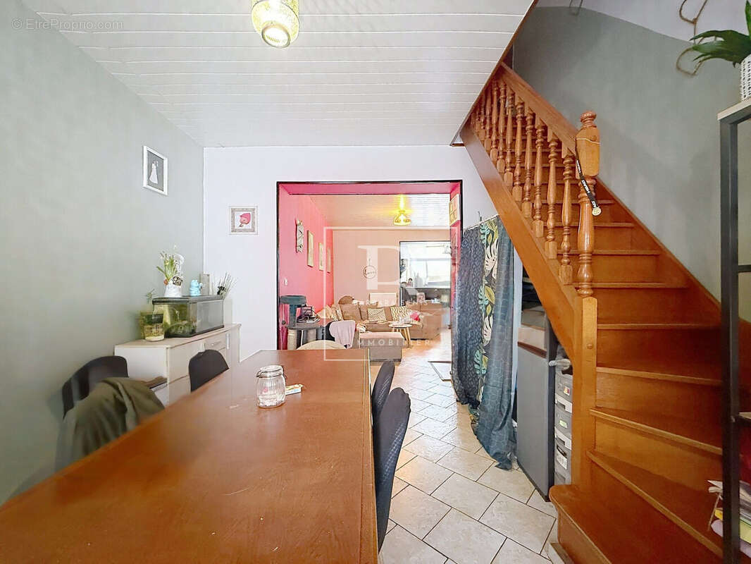 Maison à ROEULX