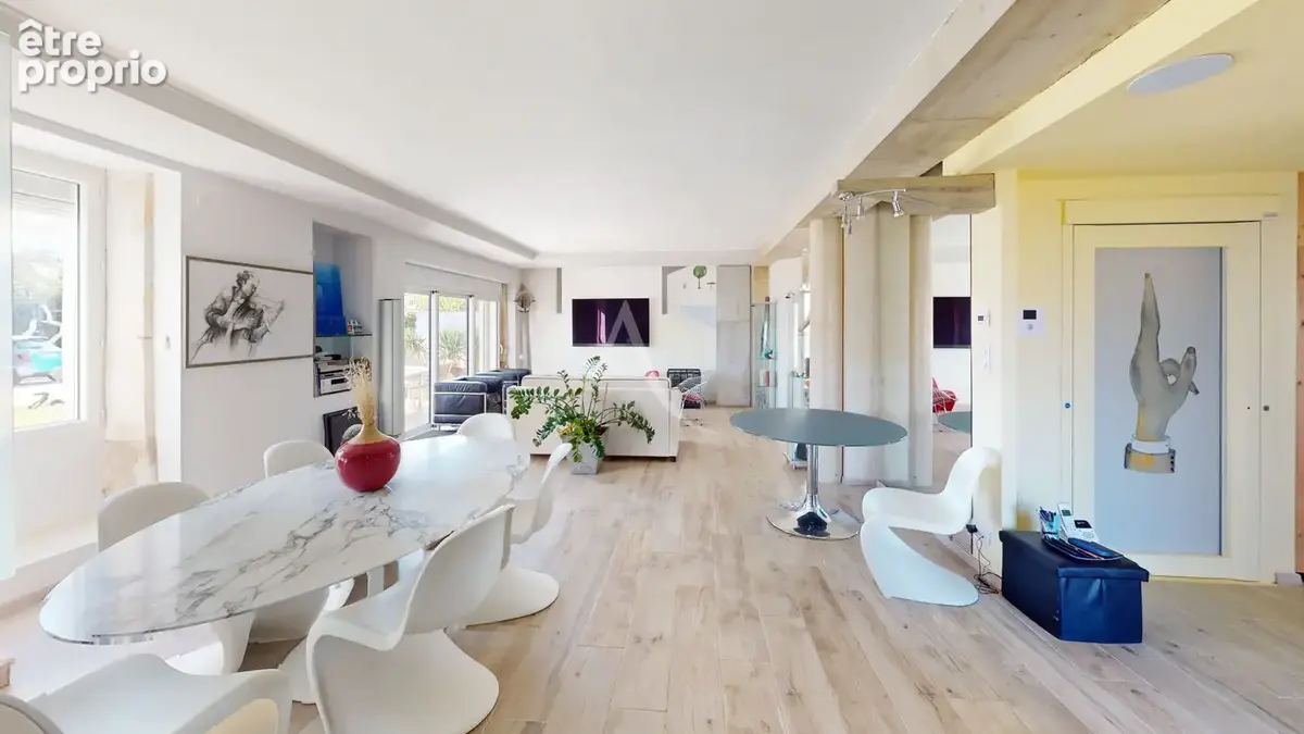 Photo Maison à Smarves au prix de 469 900€