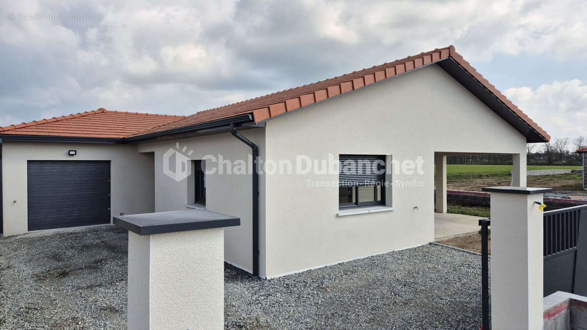 Maison à FEURS