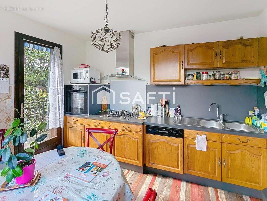 Photo 2 - Maison à SAINT-MARTIN-D'HERES