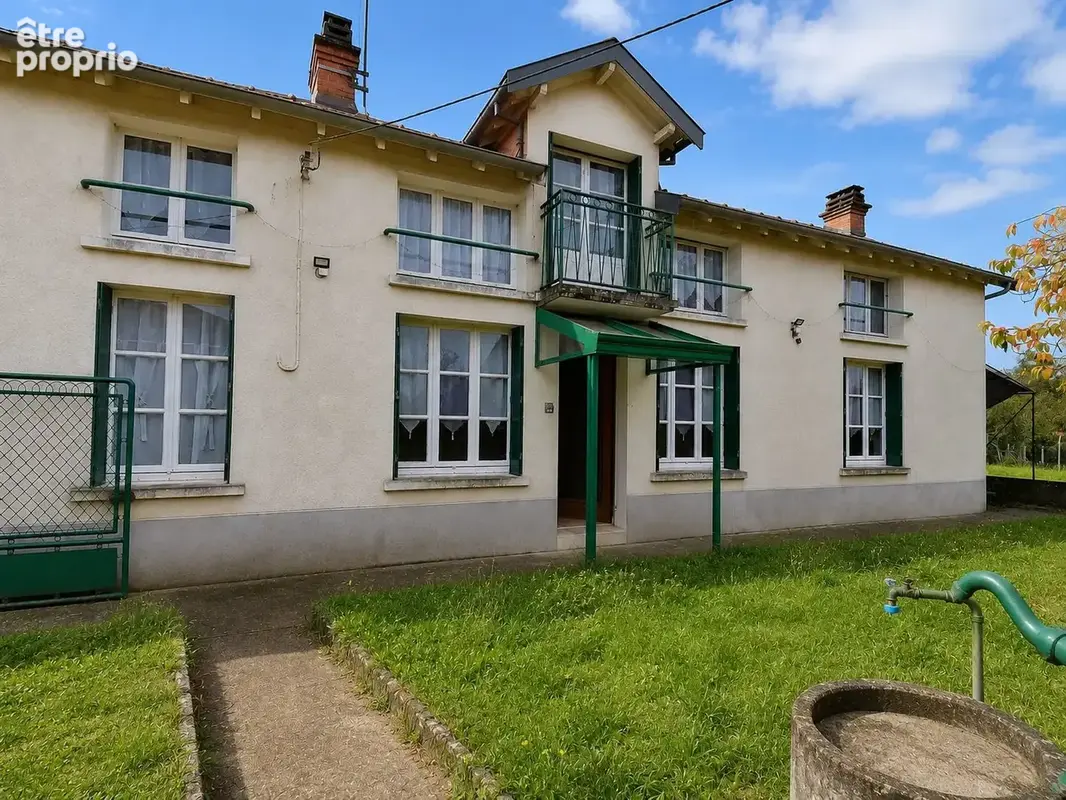 Maison à DARNAC