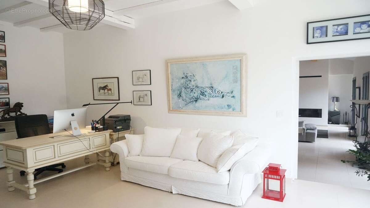 Maison à PUGET-SUR-ARGENS