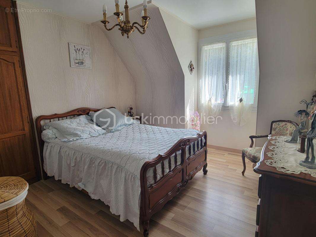 Maison à SAINT-CARADEC