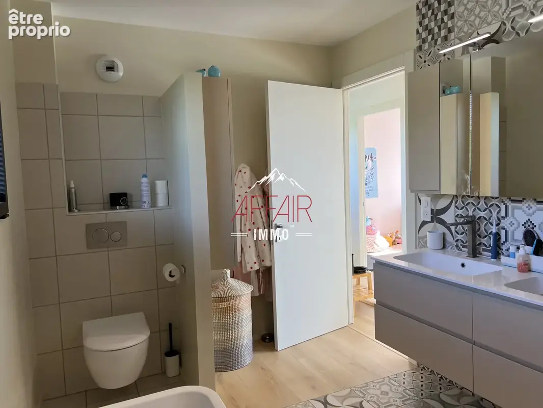 Maison de type 6 aux prestations de qualité, avec piscine - photo 19