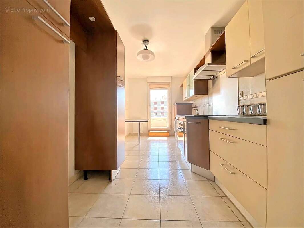 Appartement à MARSEILLE-13E