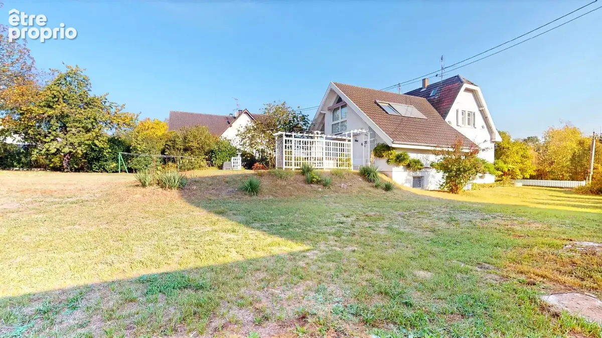 GUNDERSHOFFEN – Maison de caractère de 197 m² avec grand terrain arboré de 21 ares - photo 1