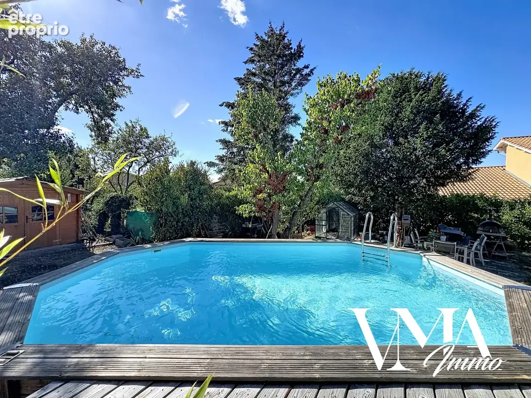 Val d'Oingt / Maison de 120m2 sur une parcelle de terrain de 920m2. - photo 23