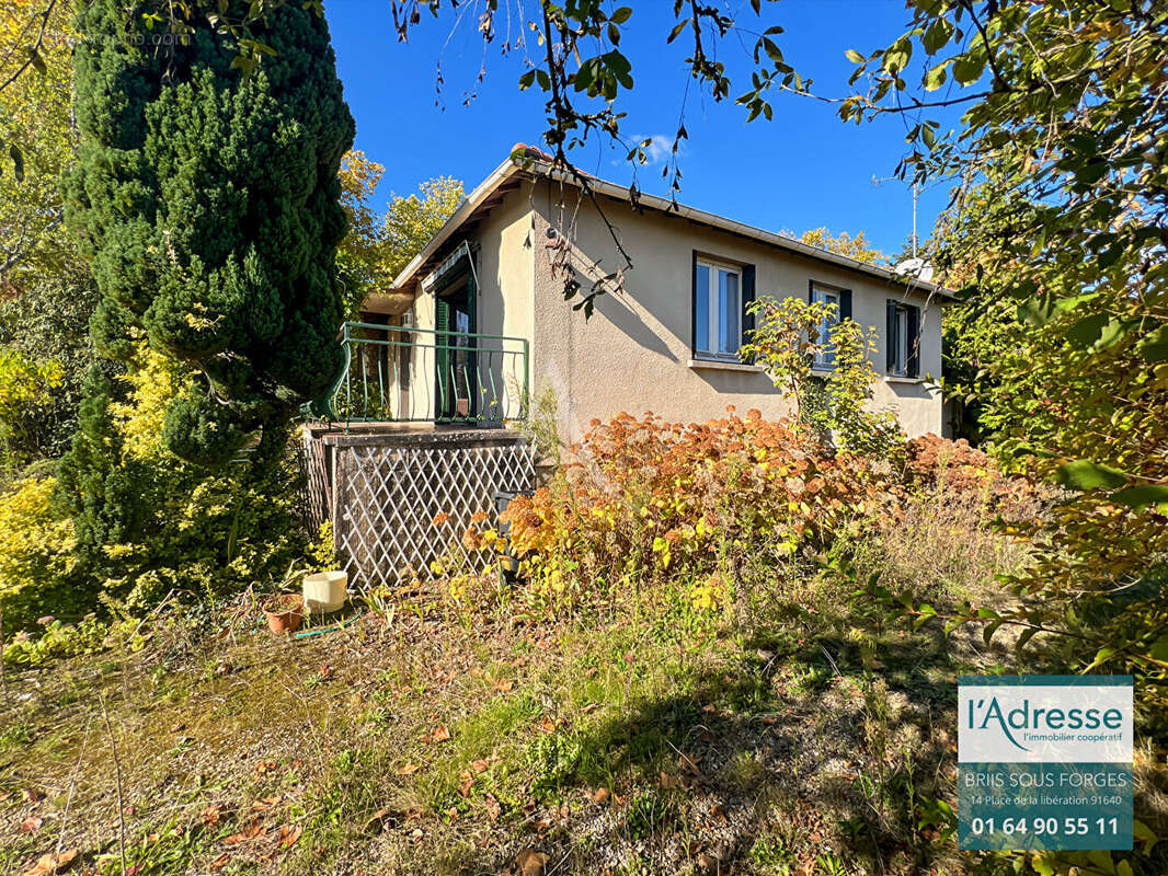 Maison à FONTENAY-LES-BRIIS
