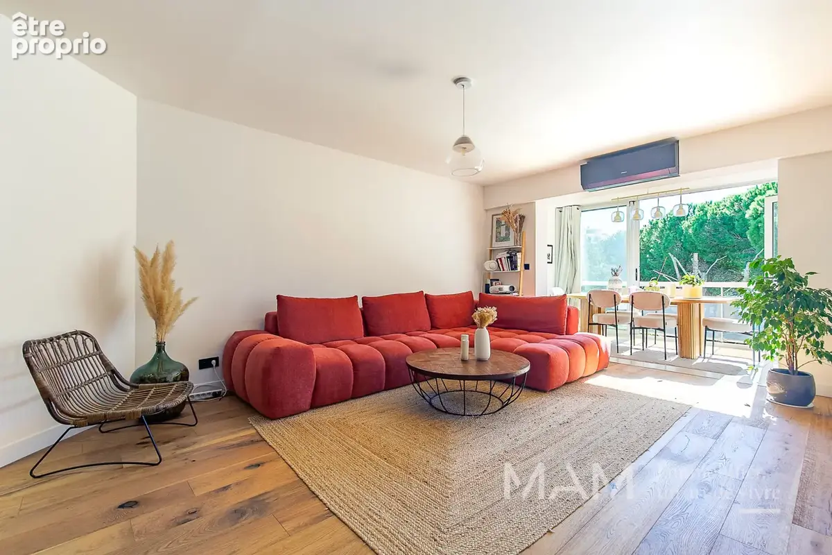 T3 78 m2 avec toit-terrasse 72 m2 et vue collines - photo 3