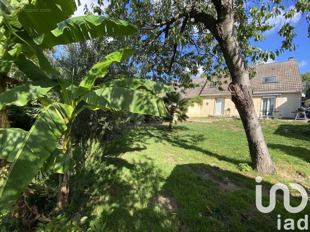 Photo 2 - Maison à SAINT-FARGEAU-PONTHIERRY