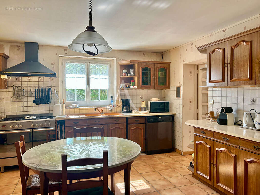 Maison à CHAILLE-LES-MARAIS