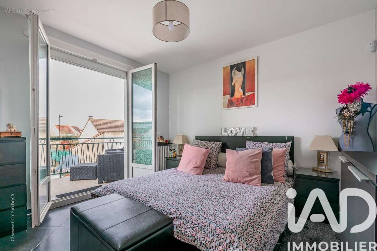 Photo 5 - Maison à LE COUDRAY-MONTCEAUX