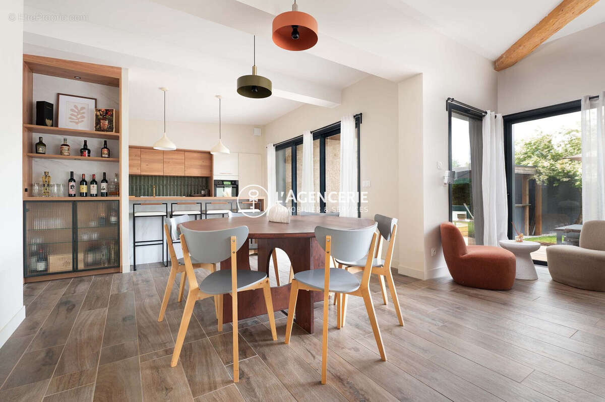 Maison 161 m² à Arthes  - photo 5
